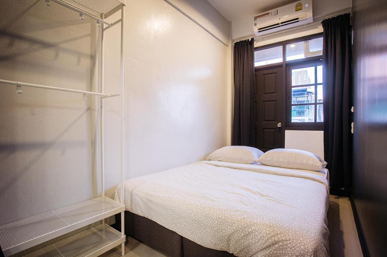 T3 Two Bedrooms Wifi Full Kitchen 1 Min To Bts Bangkok Exterior foto