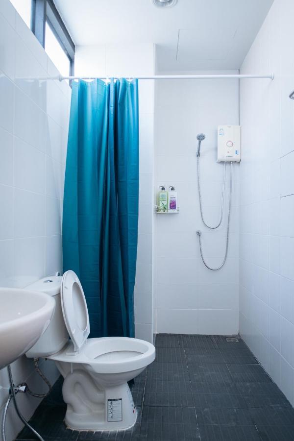 T3 Two Bedrooms Wifi Full Kitchen 1 Min To Bts Bangkok Exterior foto